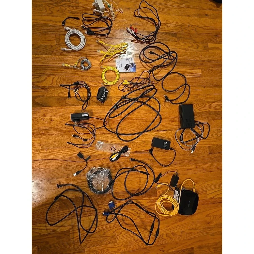 Lot Of 26 Assorted‎ Cords Cables New And Used